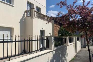 پانسیون Villa Tenjin Chambre 17