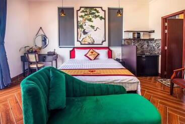 Ruby Hotel Vĩnh Long