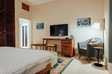 Yushili Hotel Kampala