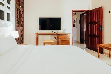 Yushili Hotel Kampala