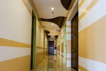 هاستل Kayong S Inn