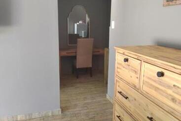 پانسیون Crayfish Creek Guest House