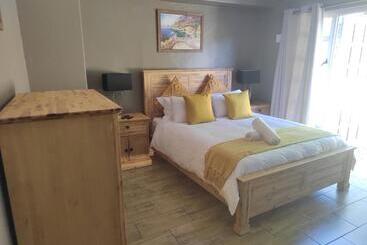 پانسیون Crayfish Creek Guest House