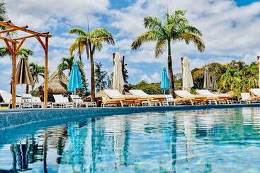 استراحتگاه Bungalow La Kawannaise Piscine, Terrasse, Plage