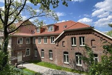 Ahoi Hostel