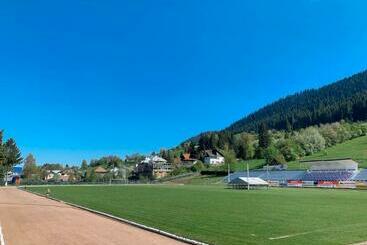 هاستل Vila Stadion
