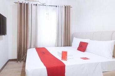 هتل Reddoorz Plus @ Cuarto Verde Staycation