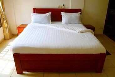 هتل Residence Le Carat Silverline