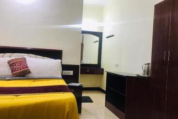 پانسیون Mystique Inn Ooty