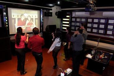 Grand Elite Hotel Pekanbaru