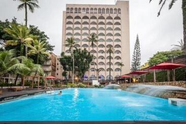 هتل Akwa Palace Douala