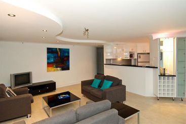 هتل Biarritz Apartments