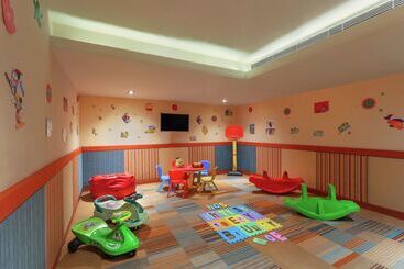 هتل Doubletree By Hilton  Agra