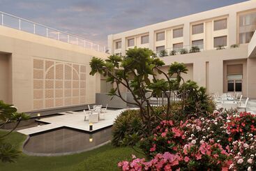 هتل Doubletree By Hilton  Agra