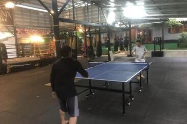 هتل Good Time Sports Village Koh Mak