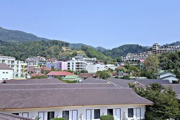 Green Harbor Hotel & Service Apartment