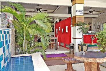 Green Harbor Hotel & Service Apartment