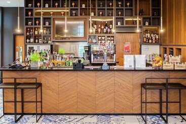 هتل Hilton Southampton   Utilita Bowl