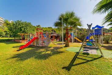 هتل Justiniano Deluxe Resort