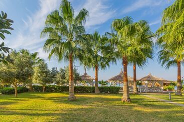 هتل Justiniano Deluxe Resort