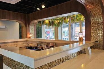 Montree Phuket Hotel, Sha Extra Plus