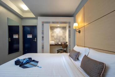 Montree Phuket Hotel, Sha Extra Plus