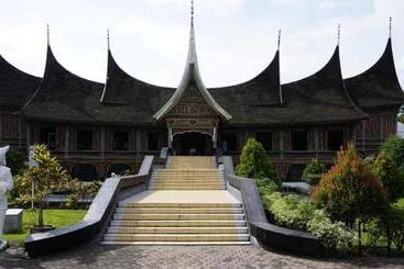 هتل Pangeran City