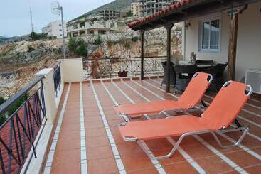 هتل Panorama Sarande