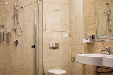 هتل Robinson Club Resort & Spa