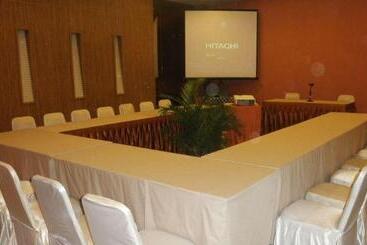 The Oxalis Regency Hotel Magelang