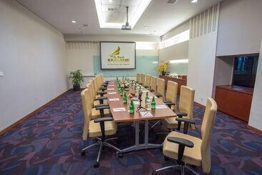 هتل The Royale Krakatau