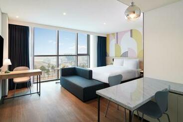 هتل Ibis Styles Ambassador Incheon Airport T2