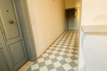 پانسیون Garibaldi Home