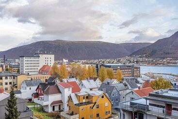 Enter St Elisabeth Suites & Spa