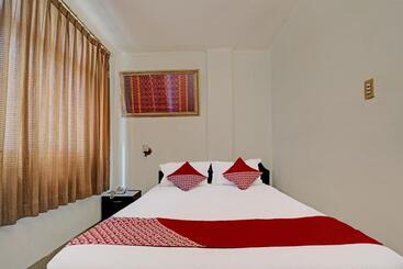 هتل Oyo 91805  Wisma Bari