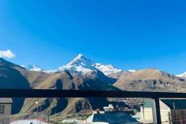 هتل Pyramid Kazbegi
