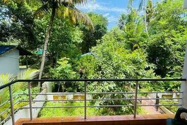 پانسیون Iha Ayurveda Resort