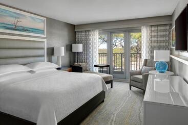 Bluegreen S Bayside Resort And Spa At Panama City Beach