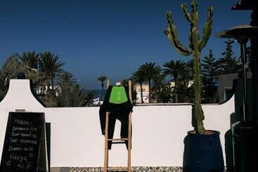 پانسیون El Moja Surfhouse