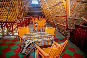 تختخواب و صبحانه Flamingo Hotel Kinyerezi