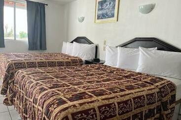 هتل La Quinta Bonita