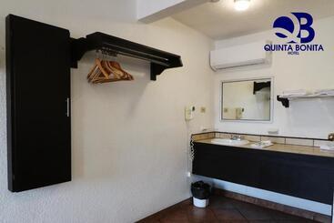 هتل La Quinta Bonita