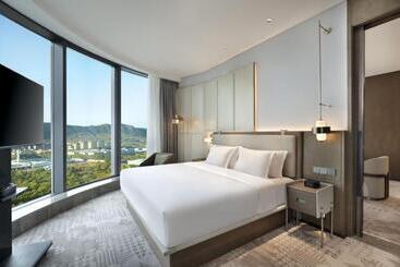هتل The Barony Jinan East