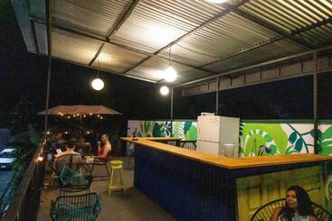 Argdivan Hostel