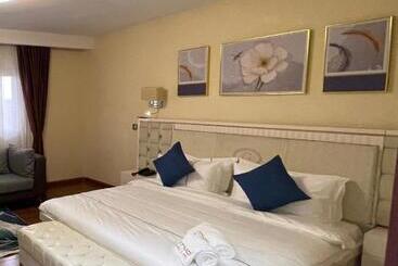 Atmosphere Hotel & Spa