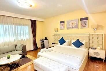 Atmosphere Hotel & Spa