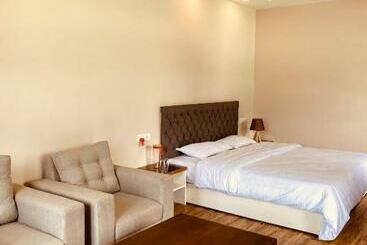 تختخواب و صبحانه The Apartment