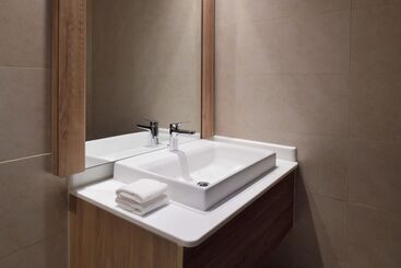 هتل Element By Westin City Center Doha