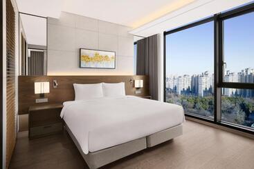 فندق Four Points By Sheraton Suwon