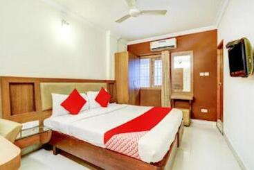 هتل Malabar Plaza